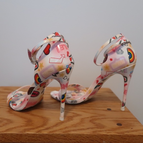 Fun Heels! - Picture 5 of 7